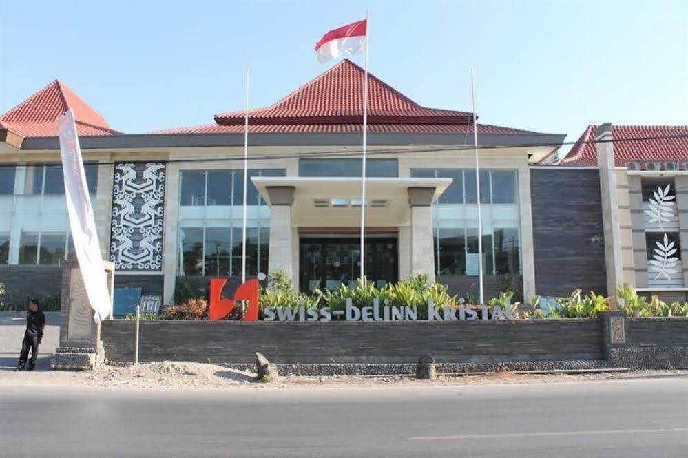 Kristal Hotel Kupang Kupang  Esterno foto